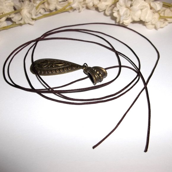 Necklace Pendant Charm Medallion Tie Cord Adjustable Length Bronze Brown C010 - Picture 5 of 10